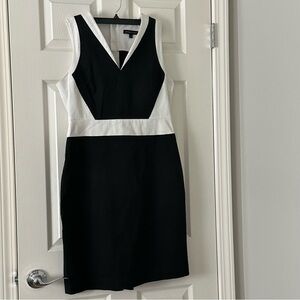 Slimming color block dress